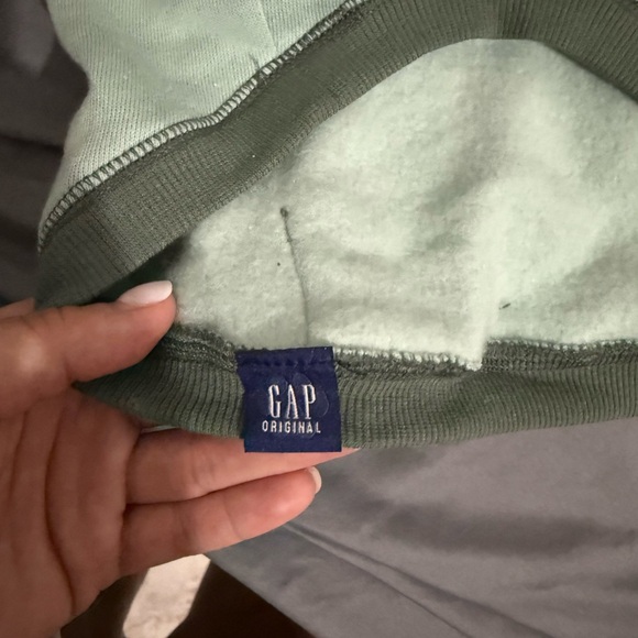 GAP Hoodie Dog - Picture 5 of 5